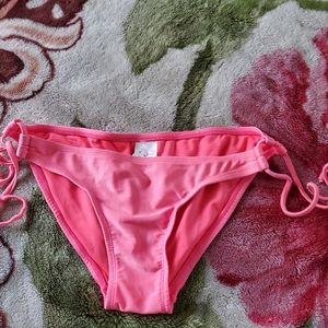 Bikini bottom very beautiful good condition
